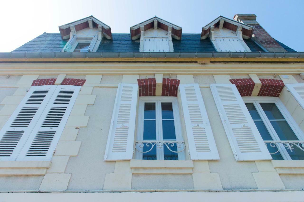 Villa Clarisse Deauville Bagian luar foto